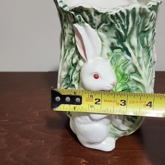 Beautiful Shafford Rabbit Patch Vase - Picture 10 of 11